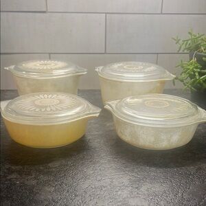 Vintage PYREX Glass Casserole Dish Set - Cream. RARE FIND